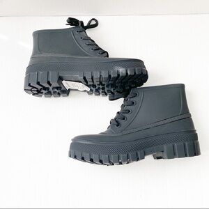 JC Play black ankle boots size 8